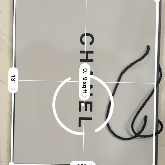 CHANEL Classic White and Black Shopping Bag - New - Picture 2 of 4